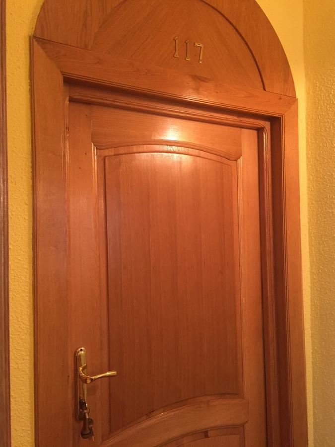 Pensiunea Puiu Popa Codlea Buitenkant foto