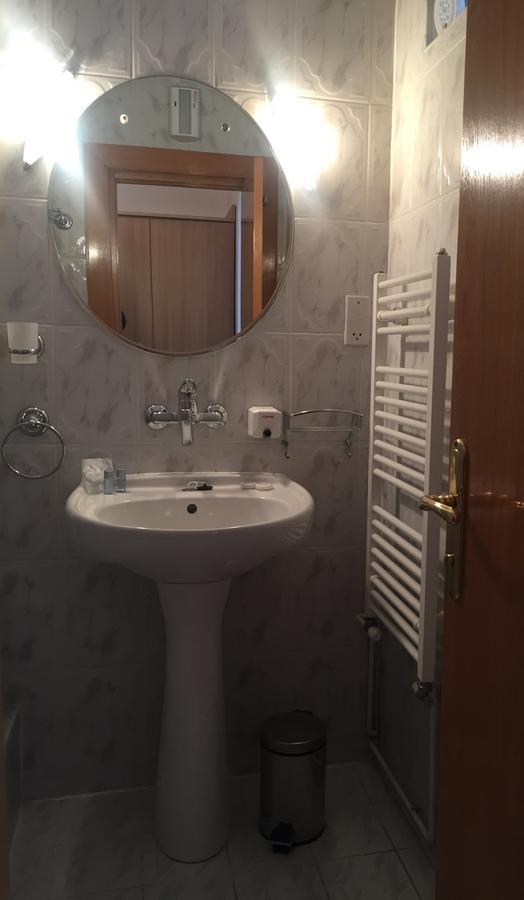 Pensiunea Puiu Popa Codlea Buitenkant foto