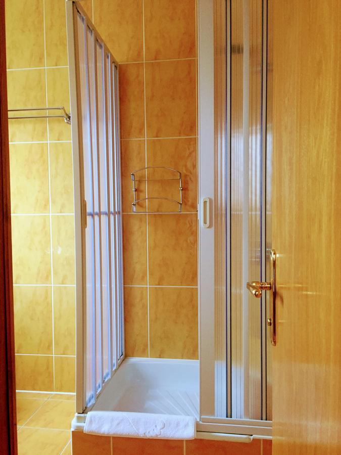 Pensiunea Puiu Popa Codlea Buitenkant foto