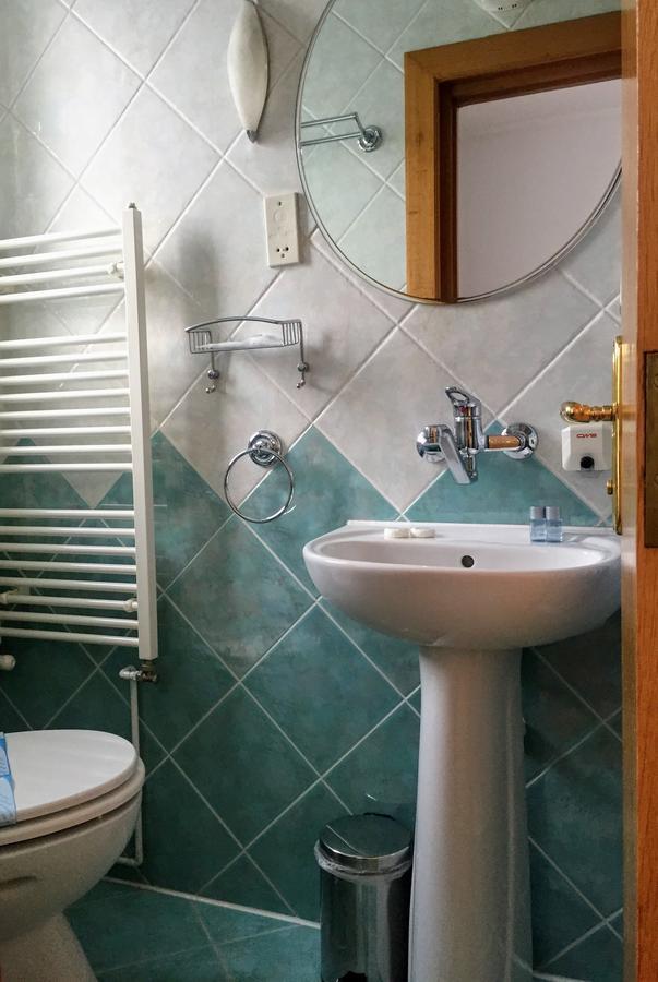 Pensiunea Puiu Popa Codlea Buitenkant foto